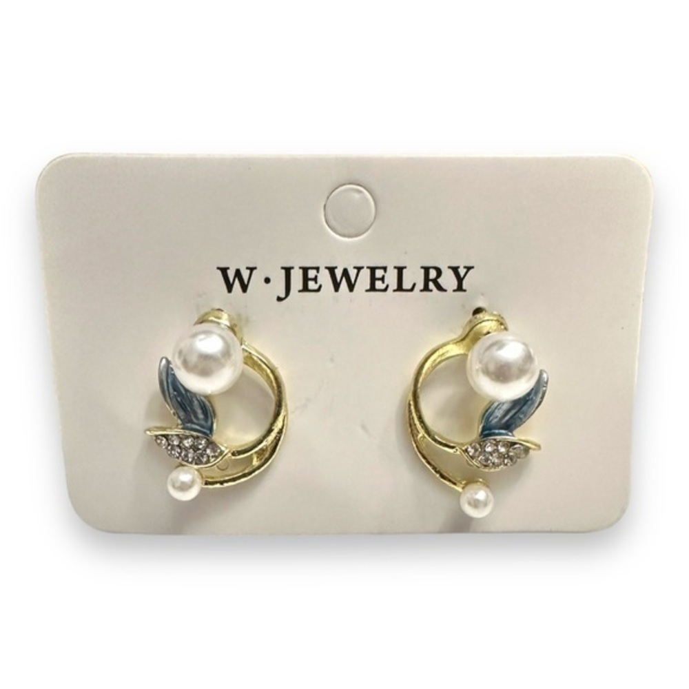 4/$25 Pearl Peekaboo Climbing Vine Earring